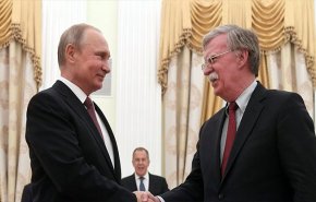 بوتين يبحث مع بولتون قضايا الأمن الاستراتيجي والعلاقات الثنائية