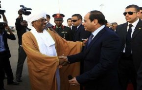 توقيع 11 اتفاقا بين القاهرة والخرطوم على هامش قمة السيسي البشير