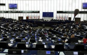 البرلمان الأوروبي يدعو لفرض حظر تصدير الأسلحة للسعودية