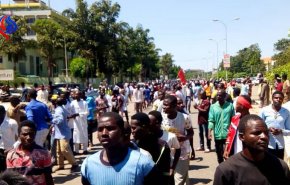 تیراندازی ارتش نیجریه به راهپیمایی مسالمت‌آمیز اربعین در «ابوجا»  + فیلم (+18)