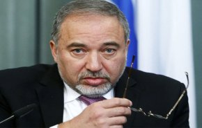 وزیر صهیونیستی: لیبرمن توانایی بازدارندگی اسرائیل را نابود کرده است