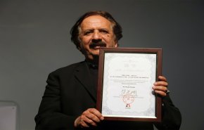 اكاديمية بكين للافلام تمنح لقب 'البروفيسور الفخري' لمخرج ايراني شهير