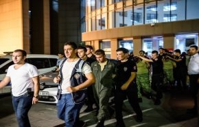 موجة جديدة من الاعتقالات على ذمة التحقيق في انقلاب تركيا الفاشل

