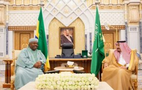 انباء حول تدهور صحة الرئيس الغابوني في السعودية
