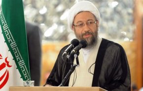 آملي لاريجاني: ايران لن تقدم تنازلات لأي دولة