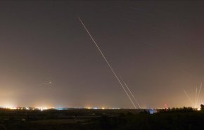 بالفيديو.. صواريخ المقاومة ترد على العدوان الاسرائيلي