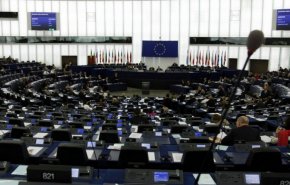 البرلمان الأوروبي يحظر بيع الأسلحة للسعودية