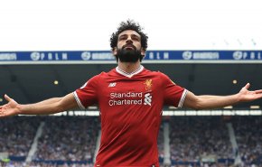 شاهد.. صلاح يرد على فتاة طالبته بهز شباك تونس مبكرا
