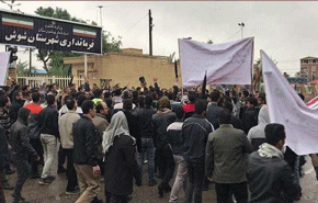 محافظ خوزستان : اعتقال 4 اشخاص خلال الاحتجاجات جنوب غربي البلاد
