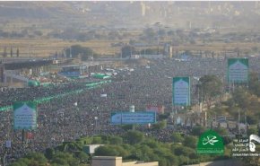 میلیو‌ن ها یمنی میلاد پیامبر اکرم (ص) را جشن گرفتند +عکس