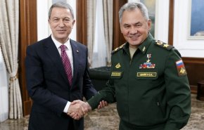 گفت‌وگوی وزرای دفاع ترکیه و روسیه درباره ادلب