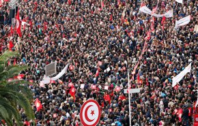 الاتحاد العام التونسي للشغل يدعو لإضراب عام