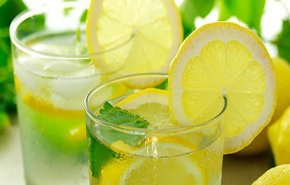 5 فوائد مذهلة لشرب الماء والليمون صباحا... اكتشفها!