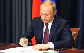 پوتین توافق تجارت آزاد ایران-اتحادیه اقتصادی اوراسیا را امضا کرد