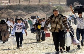 خروج أكثر من 30 ألف شخص من ادلب في سوريا 