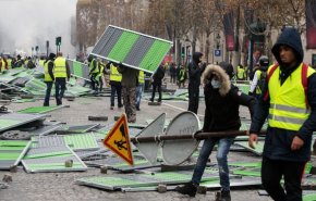 فرنسا : وفاة أحد متظاهري السترات الصفراء دهسا 