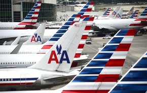 أميركي يقاضي شركة طيران بسبب خنصره!