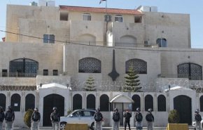 السفارة السورية في الأردن تجري مصالحة مع من ارتكبوا جرائم ويريدون العودة