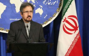 ايران: نبذ التعامل بالدولار أصبح ظاهرة دولية