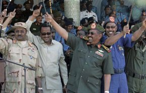 وصول وفد عسكري سعودی رفیع إلى السودان