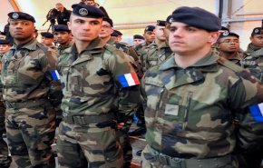 فرنسا بدأت سحب قواتها من سوريا