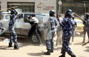 قمع المحتجين علی أسعار الخبز والوقود في السودان 