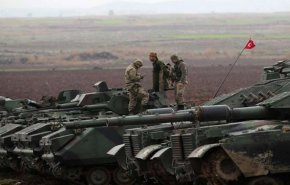 تركيا ترسل تعزيزات عسكرية لحدودها مع سوريا
