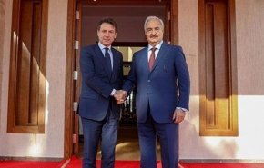 حفتر يلتقي رئيس وزراء إيطاليا في بنغازي