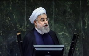 الرئيس روحاني يقدم لائحة الميزانية العامة الى البرلمان