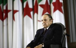  الرئيس الجزائري يوقع على قانون المالية لـسنة 2019