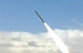 شلیک دو موشک «زلزال 1» یمن به مواضع نظامیان سعودی در «نجران»