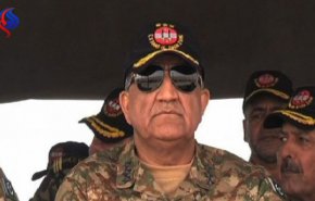 فرمانده ارتش پاکستان: همکاری با ایران امنیت منطقه را افزایش داده است