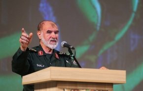 قائد بالحرس الثوري: استحالة هزيمة الشعب الايراني حقيقة لاريب فيها