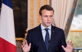 ماكرون يدعو الفرنسيين إلى حوار وطني كبير لحل الأزمة