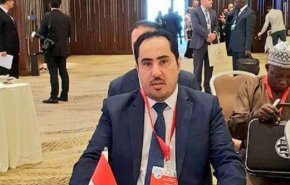 الامارات تحرم وزير رياضة حكومة هادي المستقيلة لحضور كاس آسيا