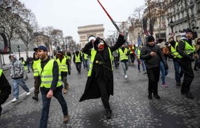 اعتراضات در بلگراد وارد هفته پنجم شد/ برن و بوداپست عرصه تظاهرات مردمی