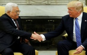 سخنگوی حماس: عباس به دنبال اجرای معامله قرن ترامپ است