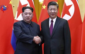 زعيم كوريا الشمالية بدأ زيارة للصين بدعوة من رئيسها