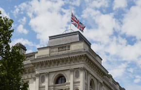 هل تعيد بريطانيا فتح سفارتها في سوريا؟!