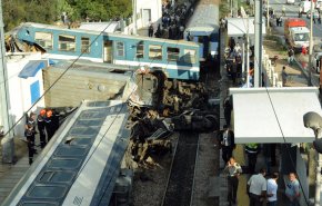 قتيلان وعشرات الجرحى إثر تصادم قطارين في جنوب أفريقيا