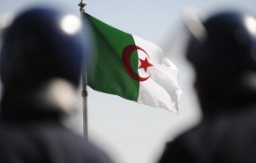 لأول مرة منذ 26 عاماً.. الجزائر بلا تفجيرات إرهابية!
