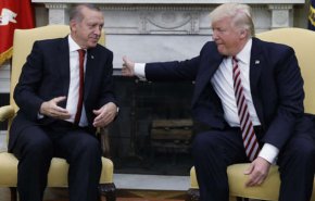 إتصال هاتفي بين أردوغان وترامب لإقامة منطقة عازلة بسوريا