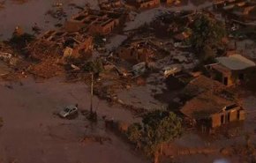     فيديو مروع من انهيار السد في البرازيل 