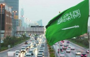 طرد 126 موظفا بتهمة الفساد في السعودية