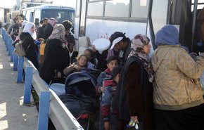 دفعة جديدة من المهجرين السوريين تعود من الأردن