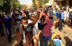 السودان تدخل فترة التظاهرات اليومية بلا انقطاع