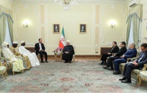 روحاني: ايران تنشد تنمية العلاقات مع الدول الافريقية