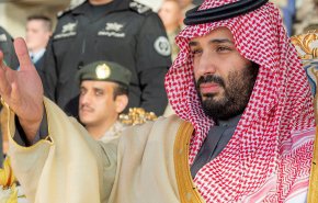 السعودية تعتزم اقتراض نحو 31 مليار دولار لسد عجز الموازنة العامة