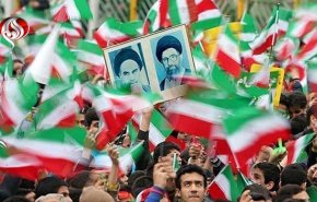 مسيرات مليونية للشعب الايراني بذكرى انتصار الثورة