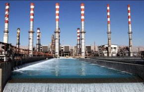 إيران تعرض المكثفات الغازية في بورصة الطاقة يوم غد الاربعاء 